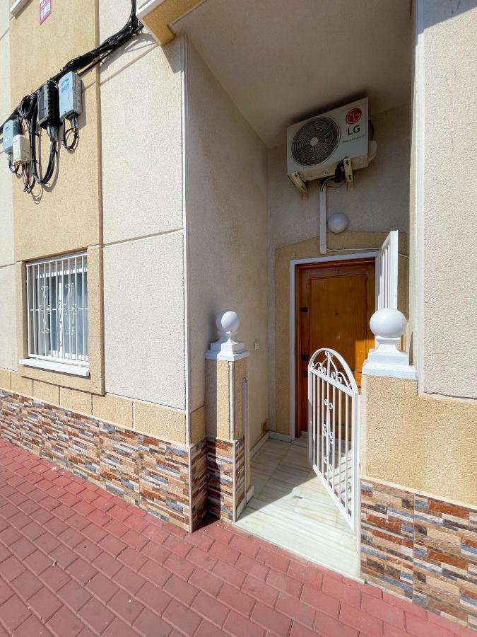 P.S. Apartment Τορεβιέχα Εξωτερικό φωτογραφία